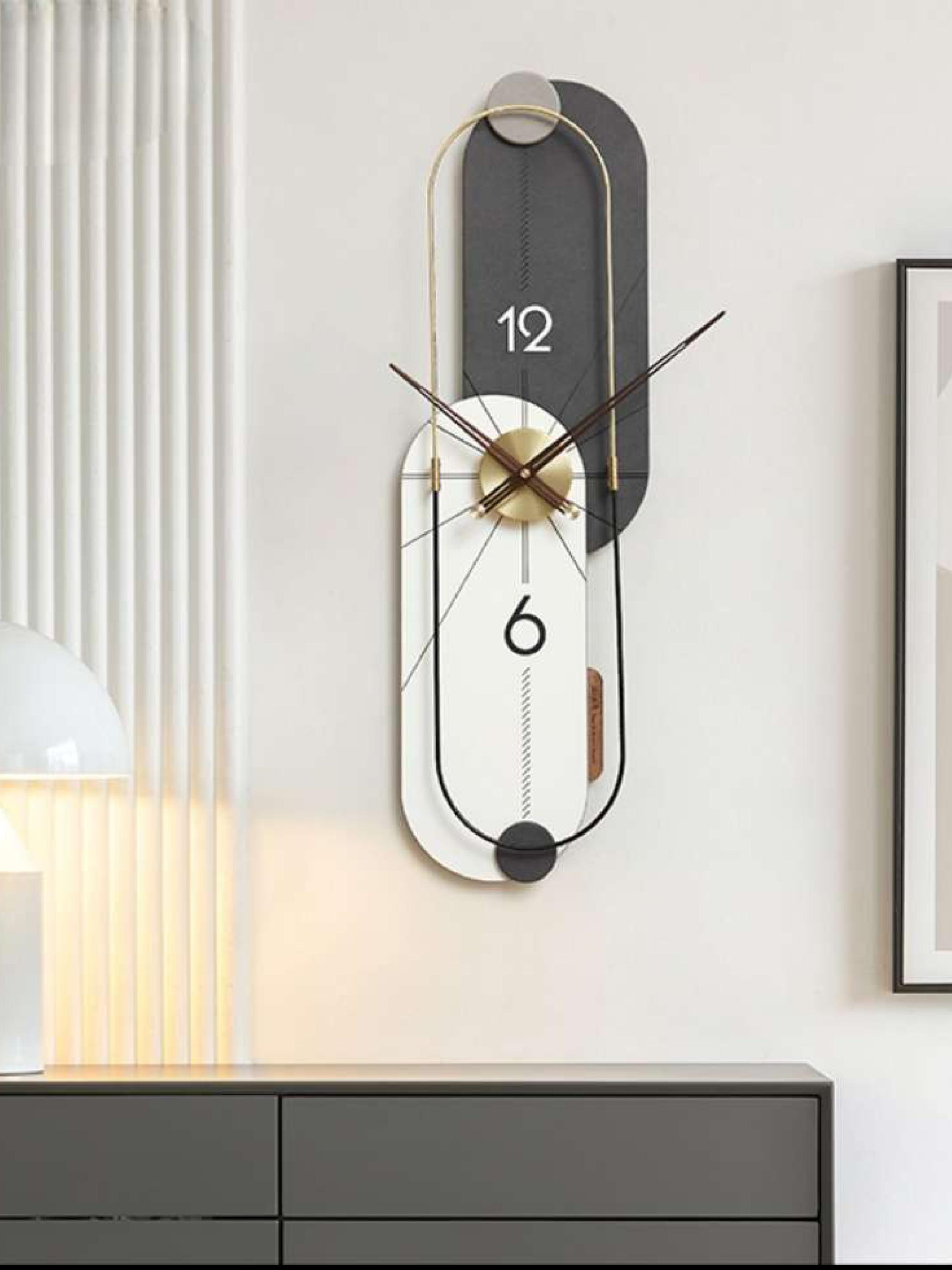 PVD wall clock The Touch of Suave - Luxe Wall Clock