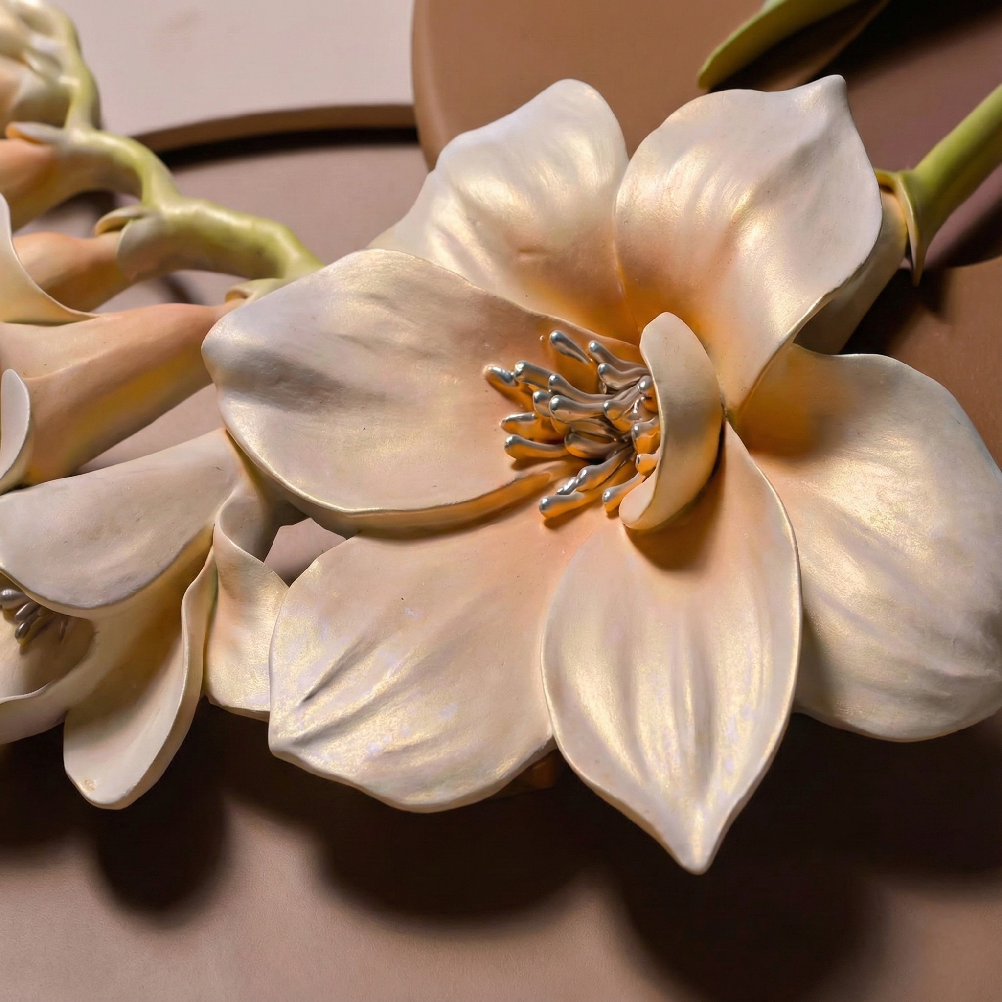 3D Modern Wall Art Panel – Abstract Floral Metal & Resin Sculpture