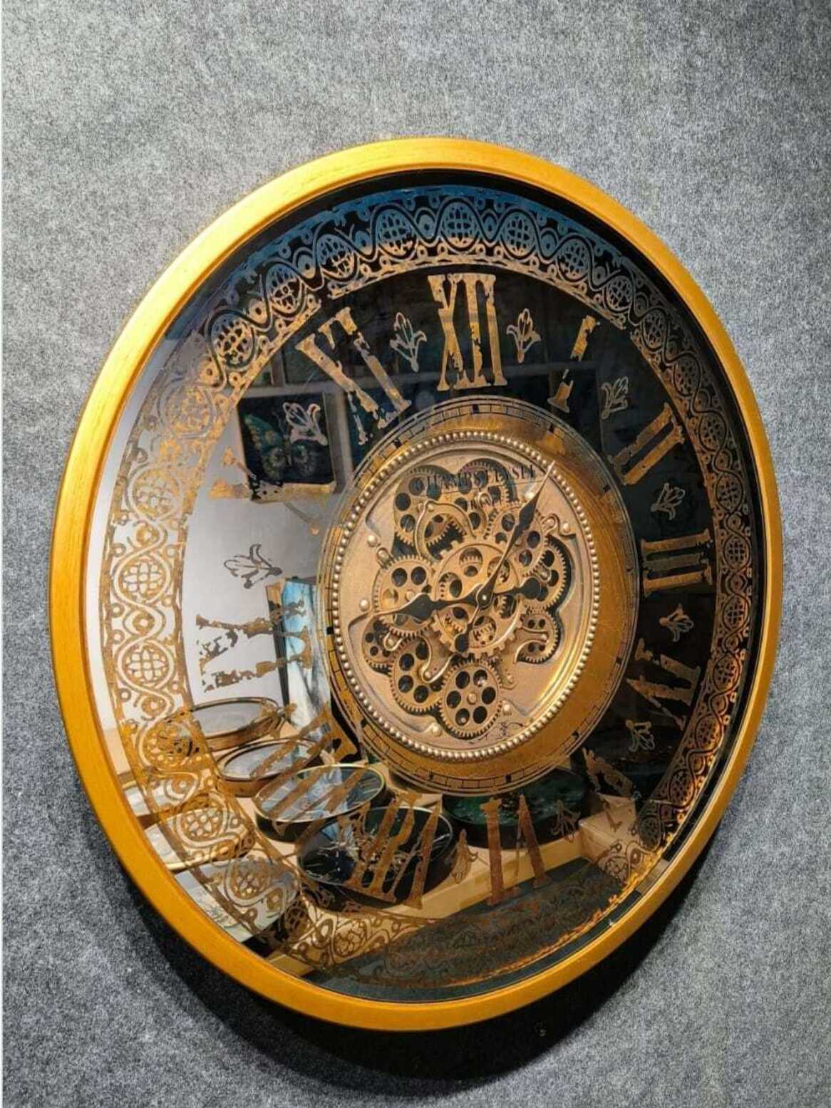 Metal Gear Wall Clocks Ornate Golden Filigree Moving Gear Decorative Wall Clocks