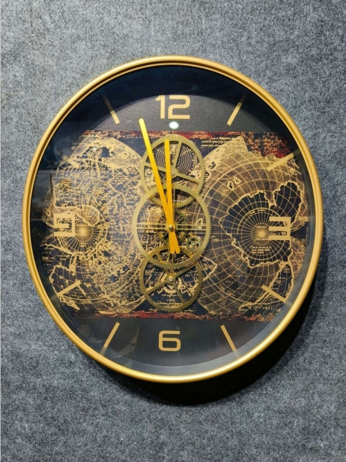 Metal Gear Wall Clocks Cartographer's Gold & Black Moving Gear World Map Wall Clocks