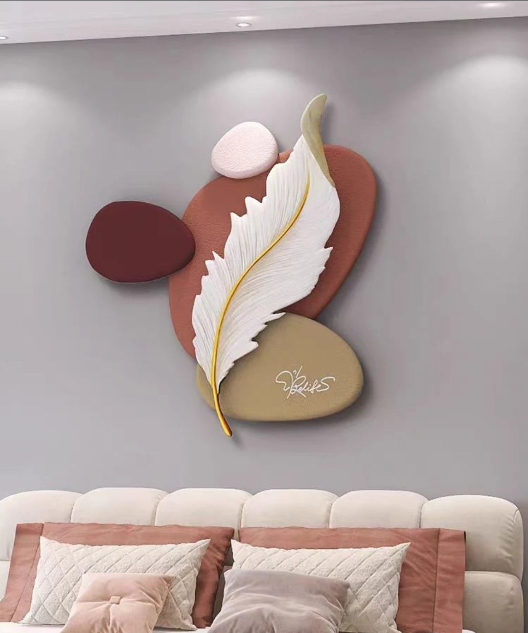 Soft Harmony Feather – 3D Resin Wall Decor