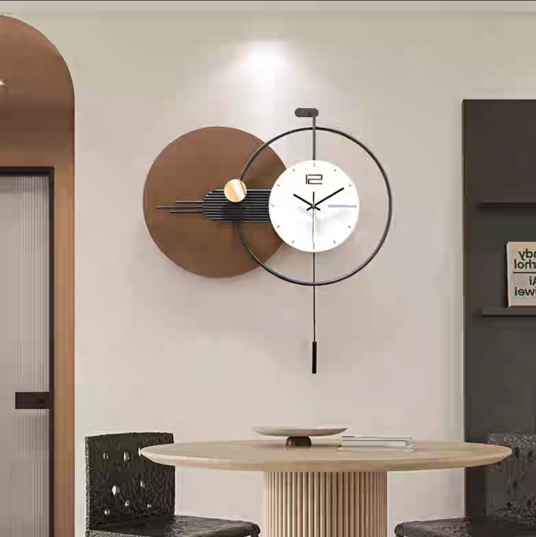 Modern Metal Wall Clock – Brown & Gold