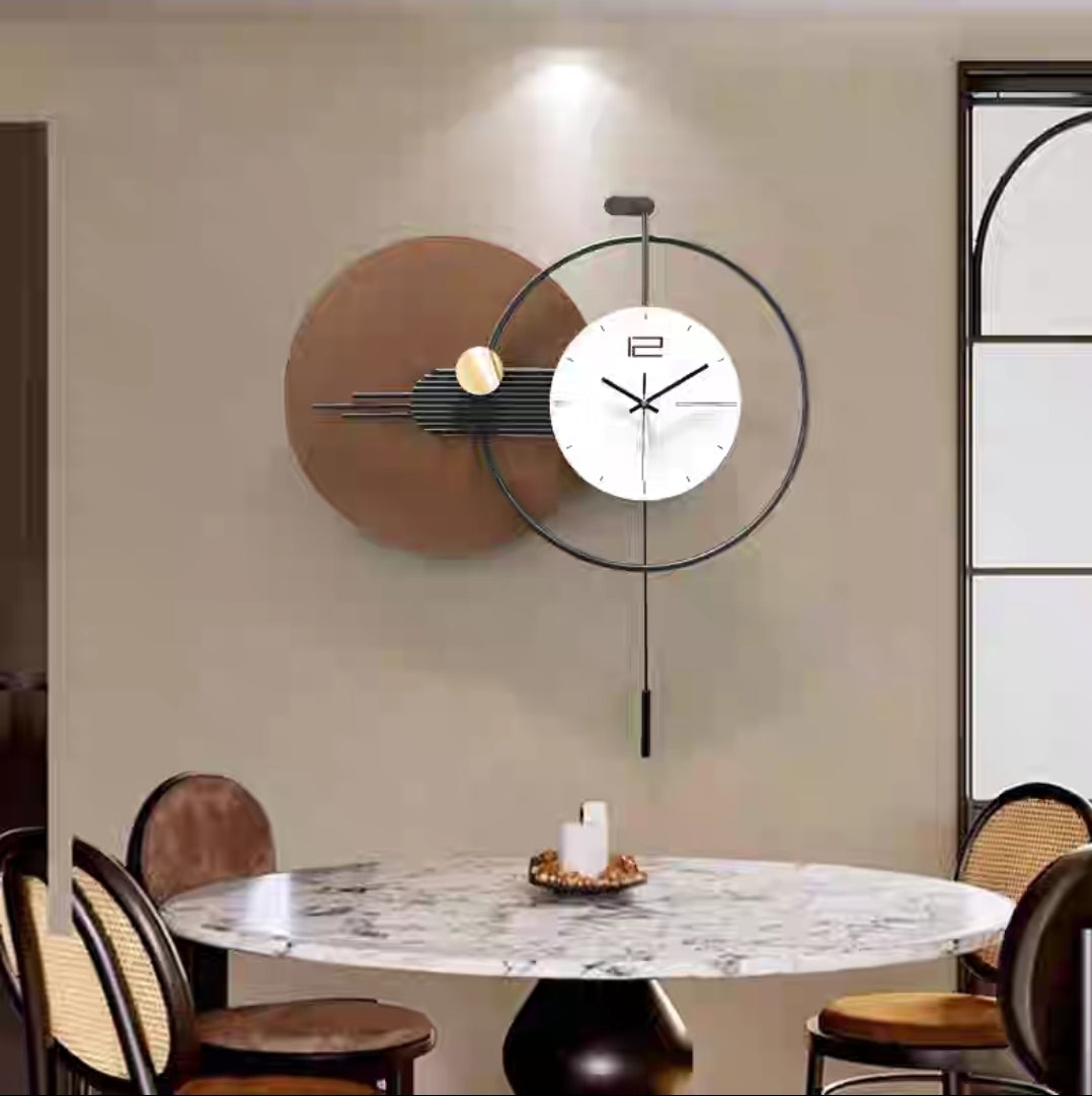 Modern Metal Wall Clock – Brown & Gold