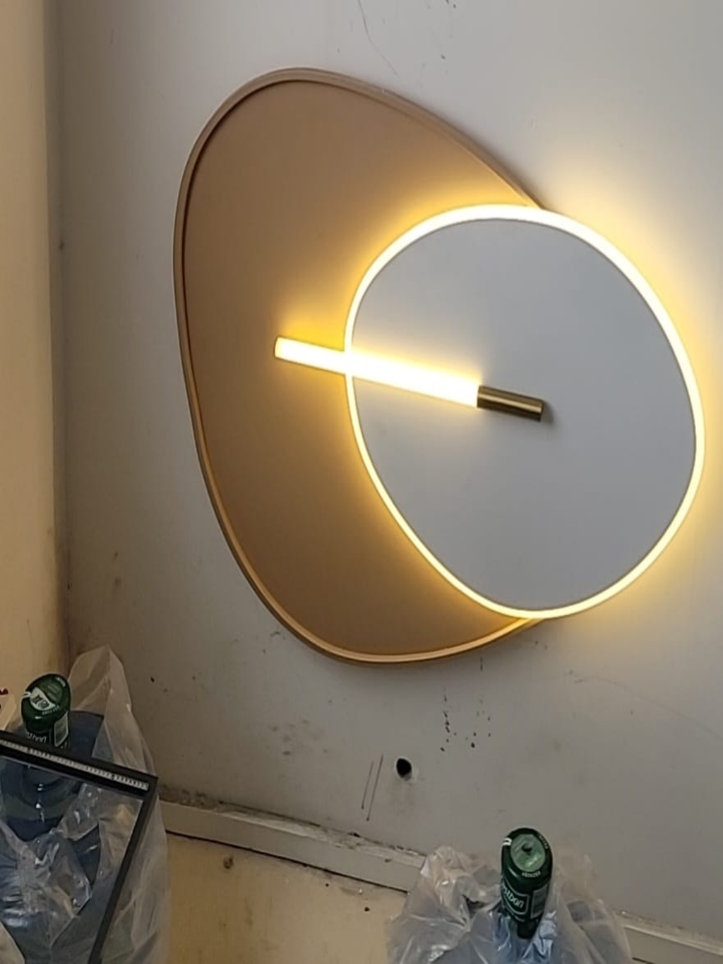 LED Metal Art Lumina Kinetic Sconce