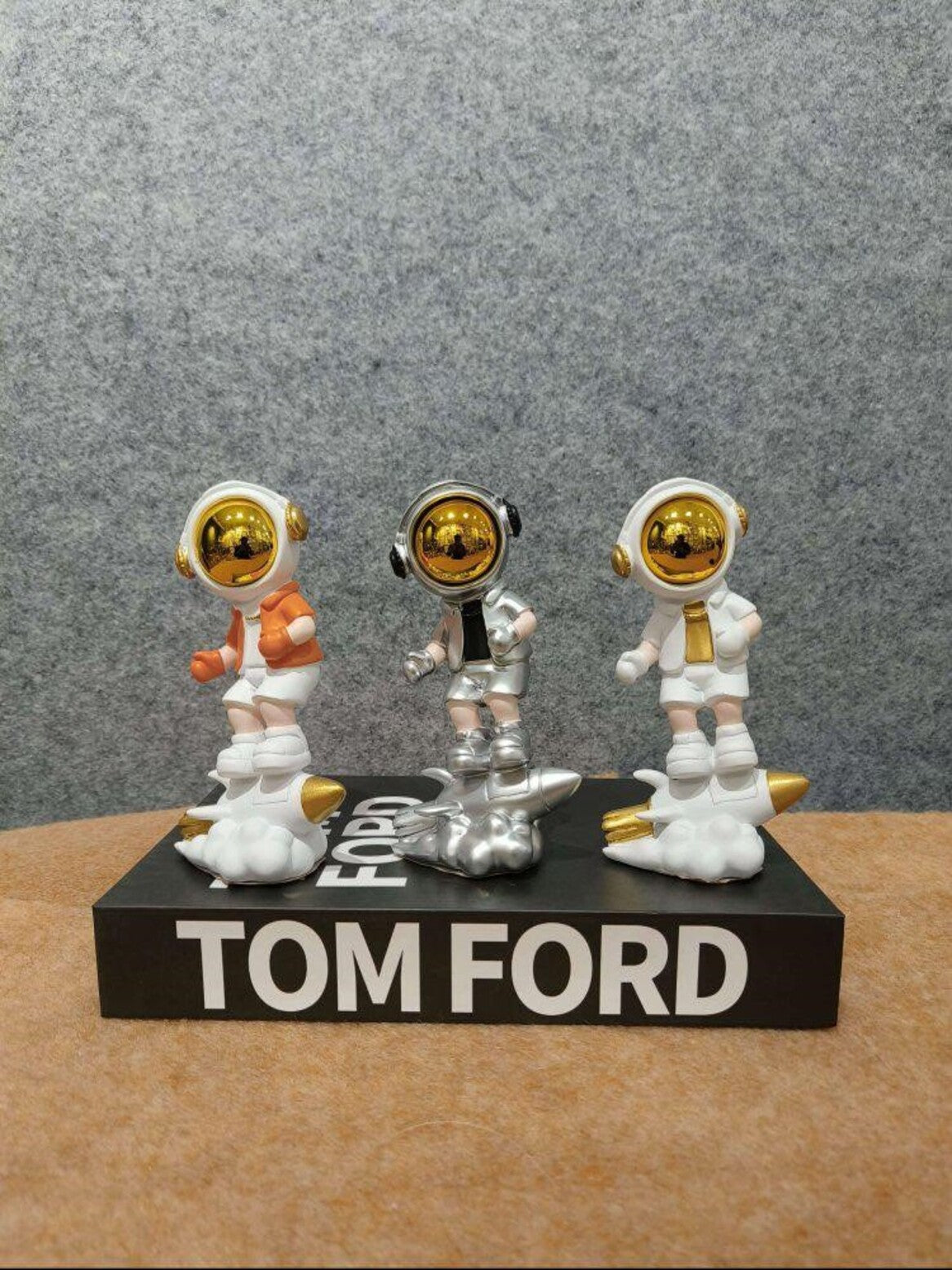 Artifacts Dreamy "Astronaut on Cloud/Rocket" Figurine Set - Whimsical Space Art Decor