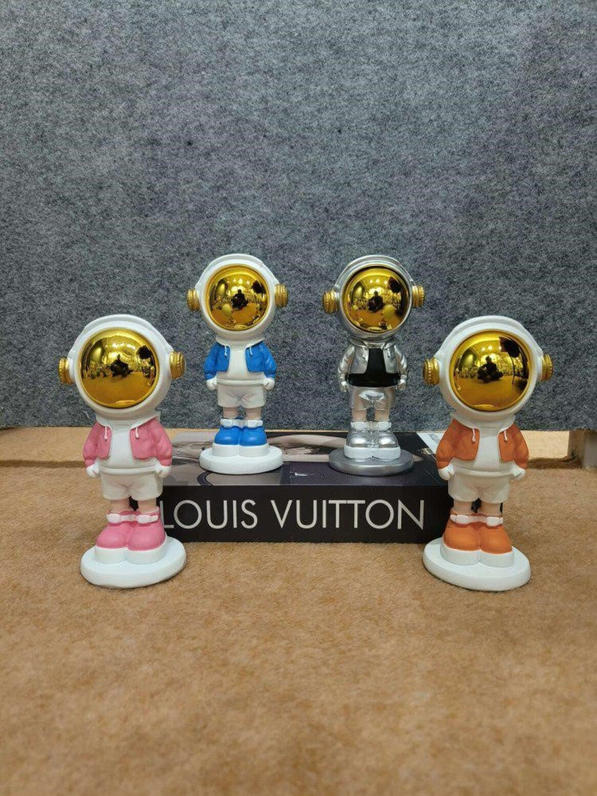 Artifacts Stylish Astronaut Figurine Set - Modern Space Decor Collection