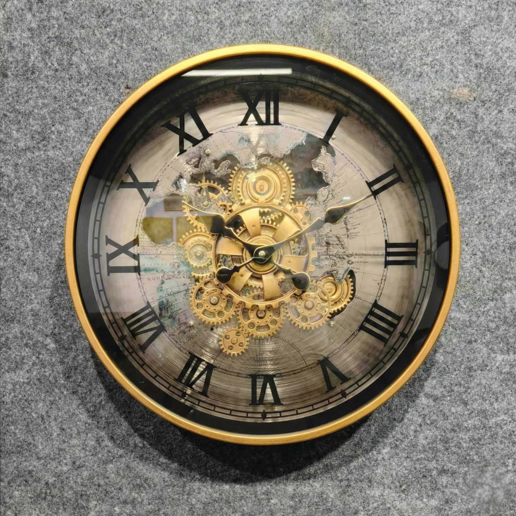 Vintage Industrial Metal Gear Wall Clock (Roman Numbers)