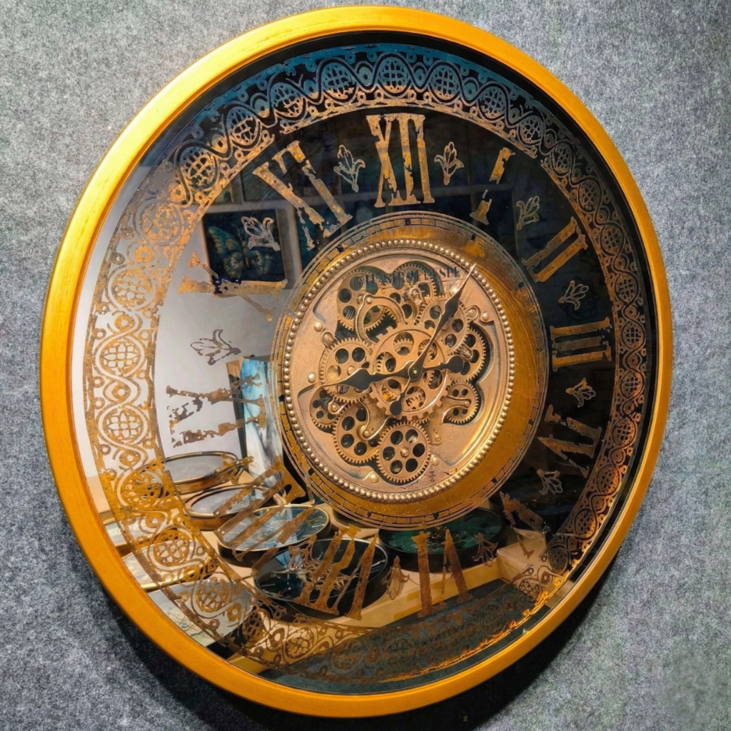 Royal Antique Metal Wall Clock